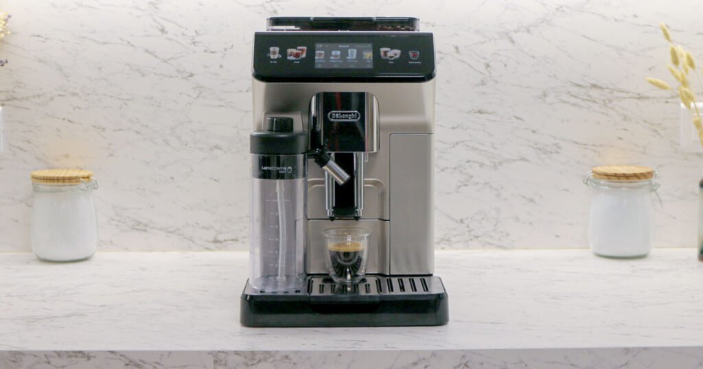 Machine à café à grain Delonghi Eletta Explore (c) Labo Maison