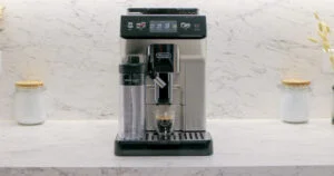 Machine à café à grain Delonghi Eletta Explore.