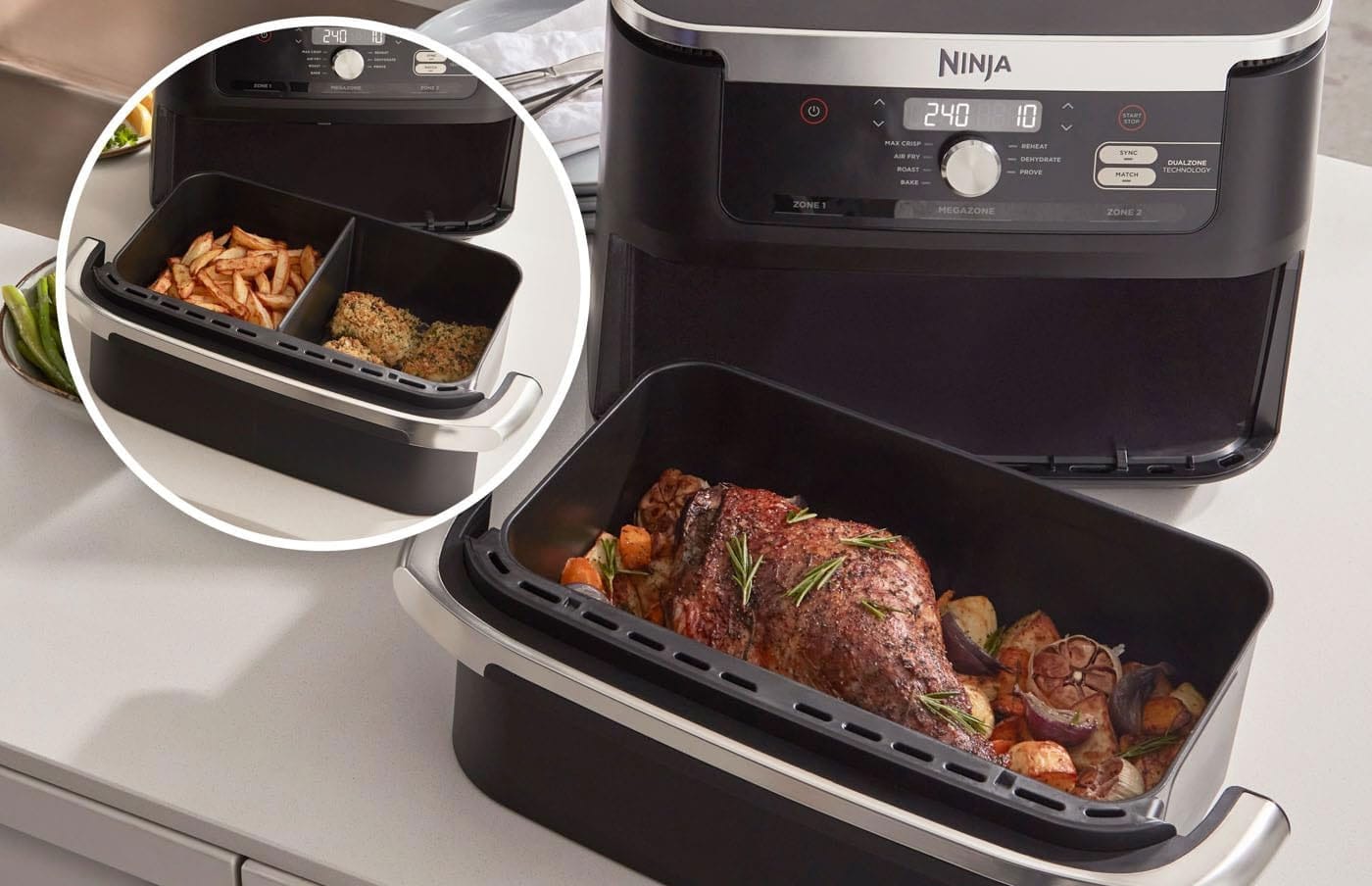 Deux résistances et deux ventilateurs pour permette une cuisson homogène et rapide des aliments.