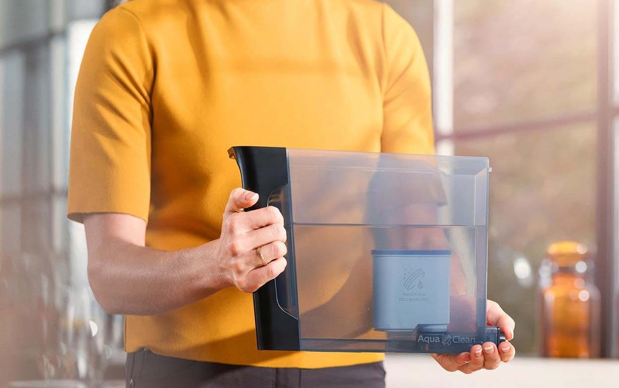 Le filtre AquaClean purifie l'eau, prolonge la durée de vie et évite le détartrage jusqu'à 5000 tasses.
