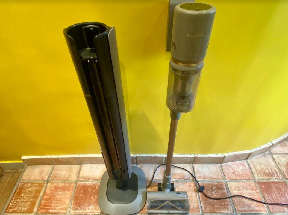 Aspirateur balai Z10 Station (c) Labo Maison