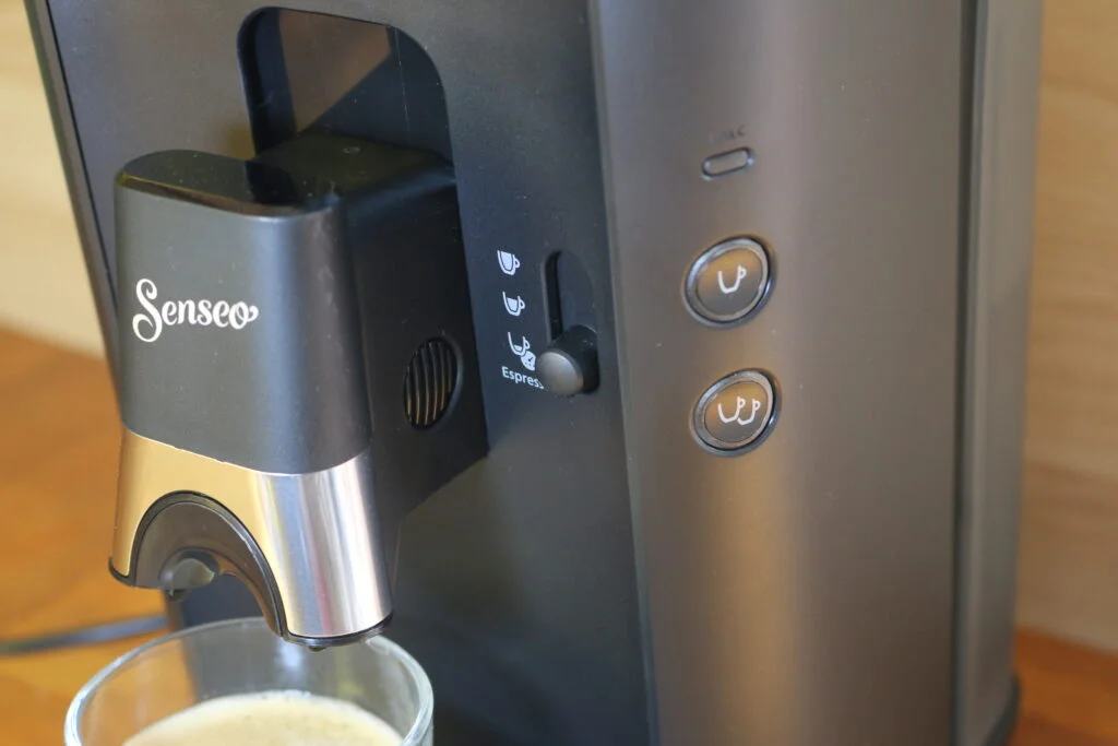 La Philips Senseo Maestro avec ses trois niveaux de boissons. 