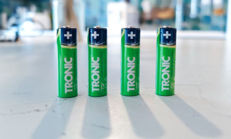 Les meilleures piles rechargeables AA 2025. (c) Labo Maison