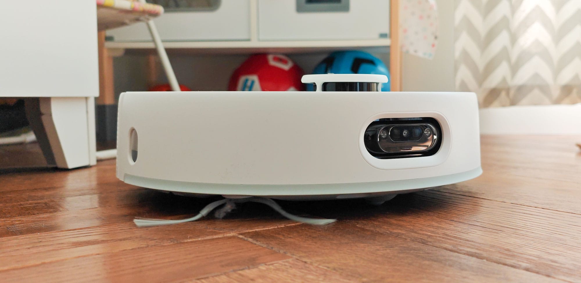 La détection des obstacles fonctionne, mais le robot n'enregistre pas leur emplacement. (c) Labo Maison