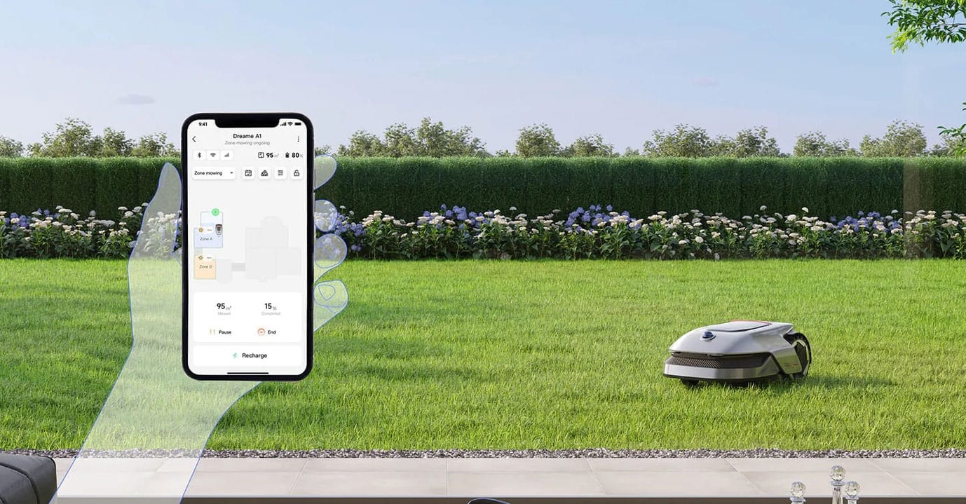 Robot tondeuse Dreame Roboticmower A1 : robot connecté pilotable via l'application.