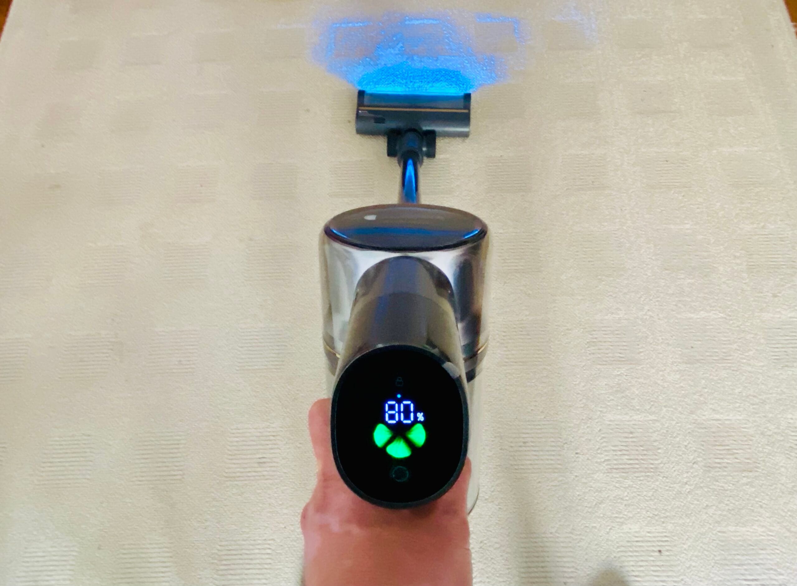 Test de l'aspirateur balai Dreame R20. (c) Labo Maison