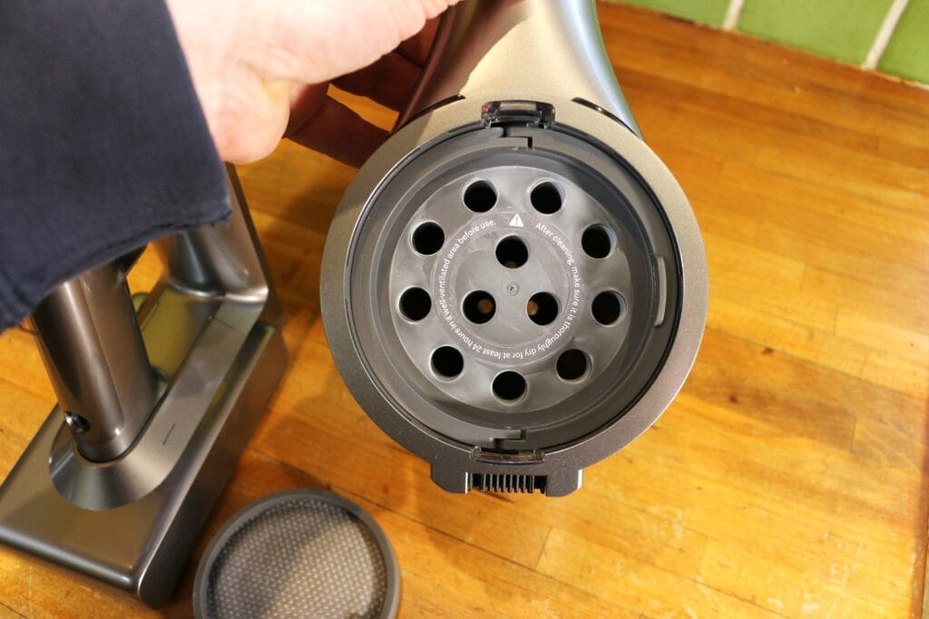 L'aspirateur balai Dreame R20 : entretien