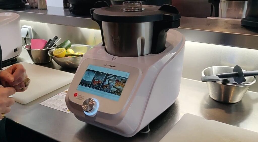 Robot cuiseur multifonction Silvercrest Monsieur Cuisine Connect de Lidl