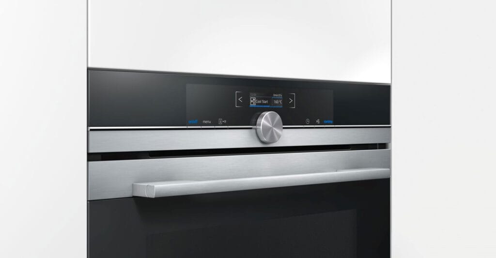 Panneau de commande du four encastrable Siemens HB675GBS1.