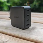 Chargeur Ugreen 100w Nexode GaN. (c) LaboMaison