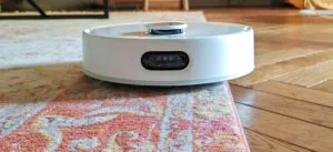 Test du robot aspirateur SwitchBot S10. (c) Labo Maison