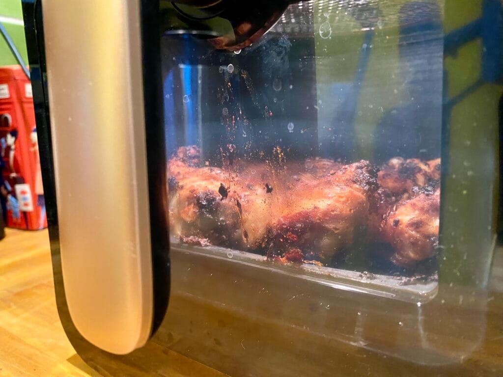 Le tiroir vitré du Airfryer Panasonic NF-CC600 (c) Labo Maison