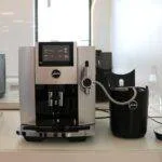 Machine à café expresso avec broyeur Jura S8 (c) Labo Maison