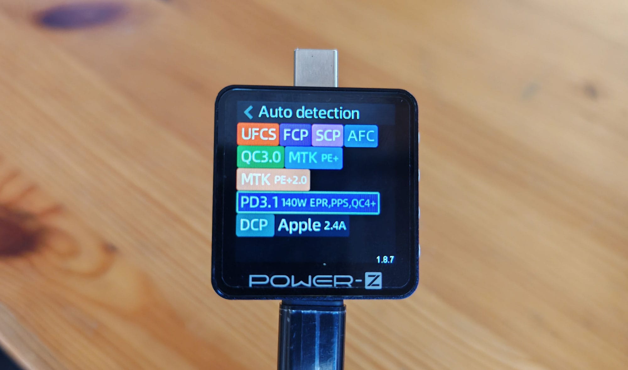 Le chargeur Baseus USB-C Rapid 140W est compatible avec toutes les charges rapides du moment et propose même le Power Delivery en version 3.1 (28V à 5A).