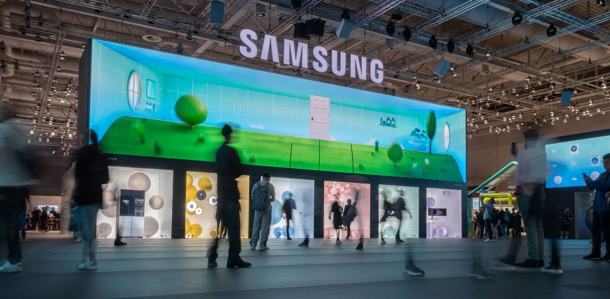 Samsung présentera une gamme d'électroménager alimentée par l'IA à l'IFA 2024 de Berlin : un lave-linge séchant, un réfrigérateur haut de gamme et l'aspirateur robot de nouvelle génération.