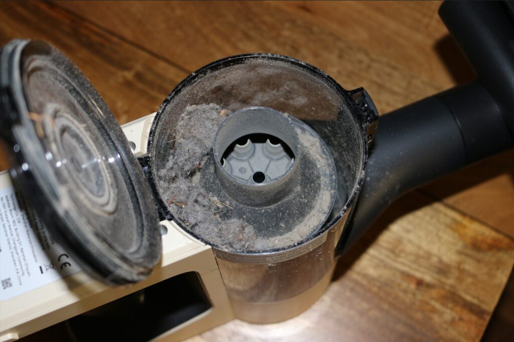 Aspirateur balai Roborock H5 (c) Labo Maison