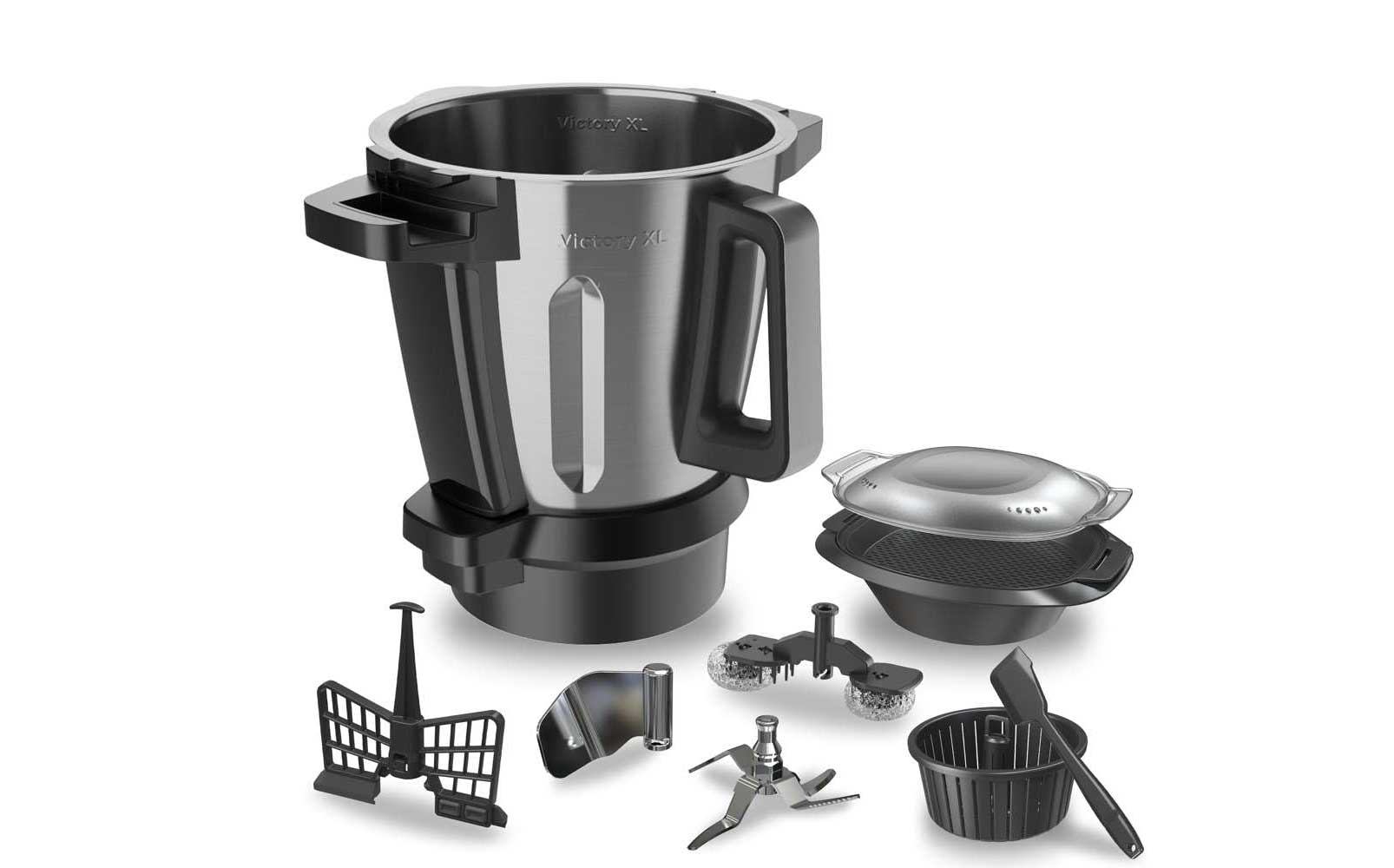 Le Mambo Cooking inclut des accessoires variés : deux bols en inox, lames, fouets, cuit-vapeur à deux niveaux, spatule, et panier pour des recettes polyvalentes et un usage complet en cuisine.
