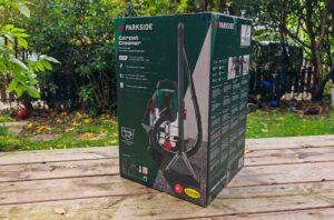 Avec sa cuve de 20 L et ses 8,5 kg, le Parkside adopte un format imposant, pensé pour le nettoyage intensif. © Labo Maison