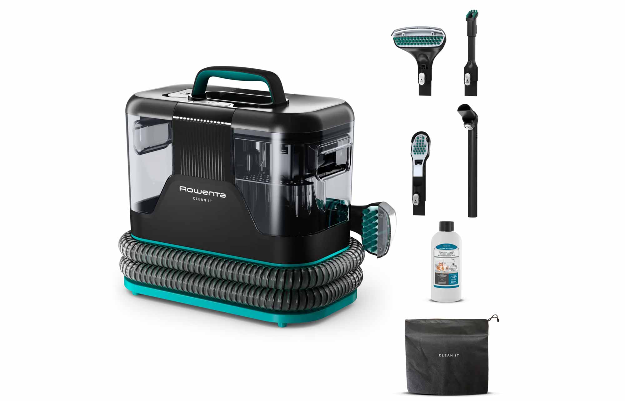 Le Rowenta Clean It est livré avec des accessoires variés : brosses, suceur, solution spéciale animaux, et pochette de rangement pour un nettoyage complet.