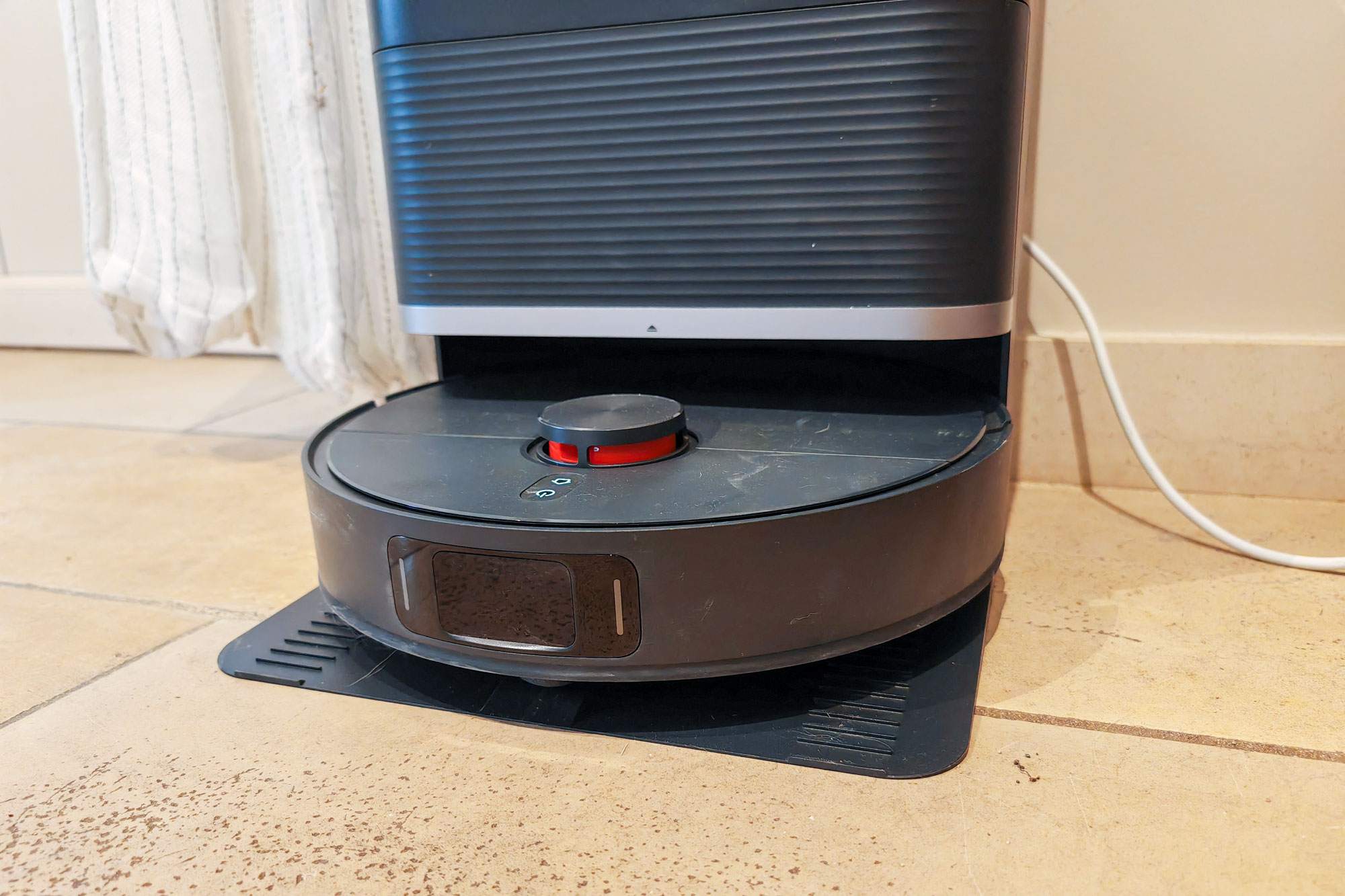 Le système de navigation laser LDS offre une cartographie rapide et précise. (c) Labo Maison