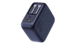 Le Baseus Enercore CJ11 propose deux câbles USB-C rétractables et 67W, idéal pour recharger chez soi.