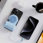 PowerGrip de Belkin : poignée ergonomique, déclencheur Bluetooth et charge sans fil pour iPhone.