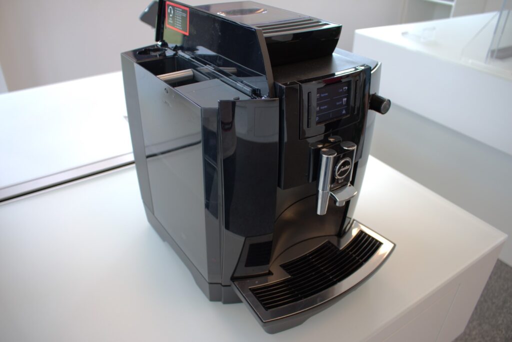 Machine à café à grain Jura WE6 (c) Labo Maison