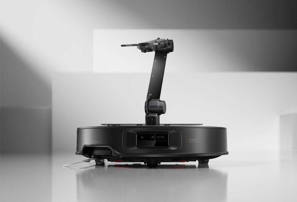 L'aspirateur robot Roborock Saros Z70