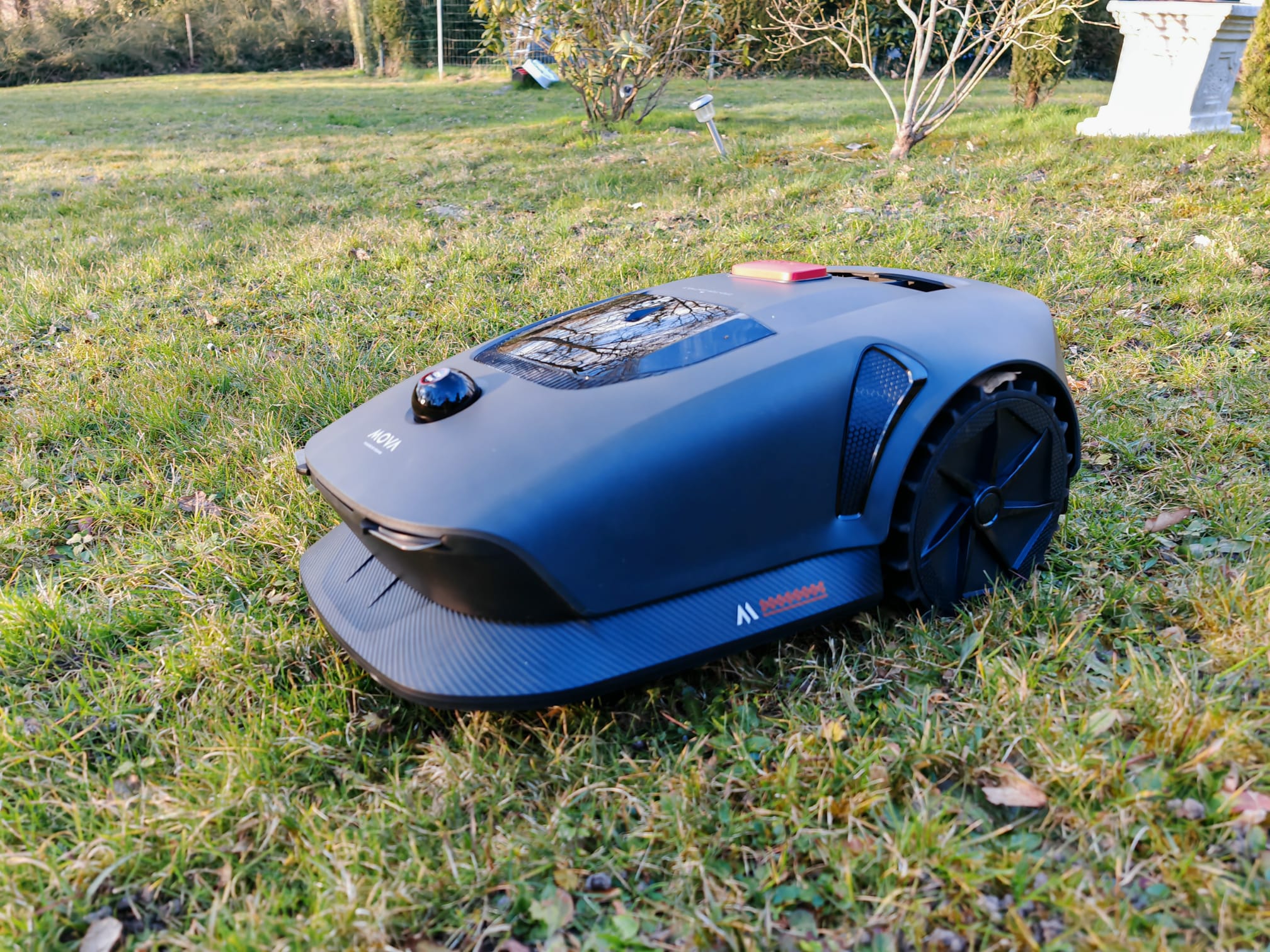Robot tondeuse Mova 600 à prix jamais vu. (c) Labo Maison