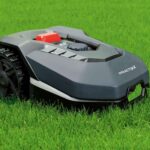 Le Practixx PX-RRM-600Wi est un robot tondeuse abordable, mais avec des contraintes d’installation et de navigation.