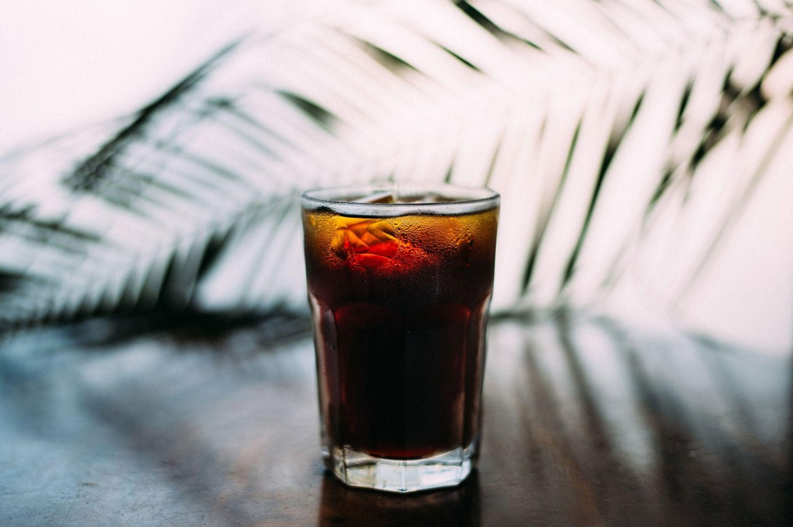 Le café froid, doux et sans amertume. Il s’impose comme un nouveau rituel aussi incontournable que l’expresso. (c) Sage