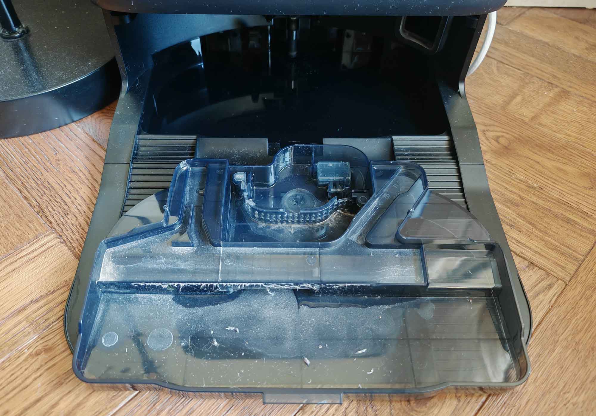 Le plateau se nettoie facilement à la main, à faire plus souvent que tous les 150 jours. © Labo Maison