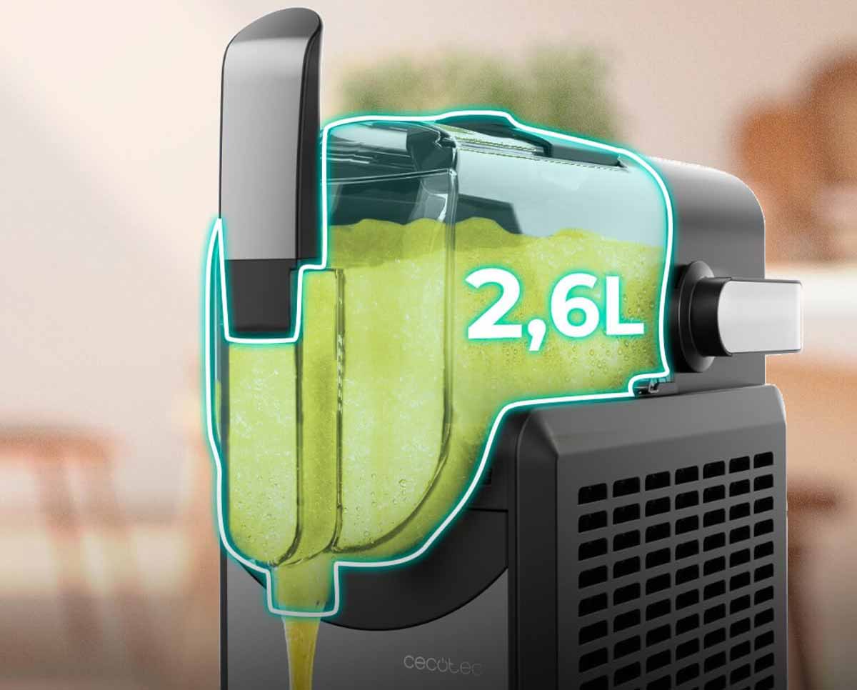 Cuve de la machine à granités avec capacité totale de 2,6 litres.
