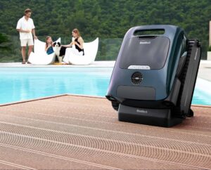 Station de charge du Beatbot AquaSense 2 Pro avec robot posé dessus.