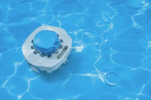Le robot piscine Lidl Silvercrest et Crivit